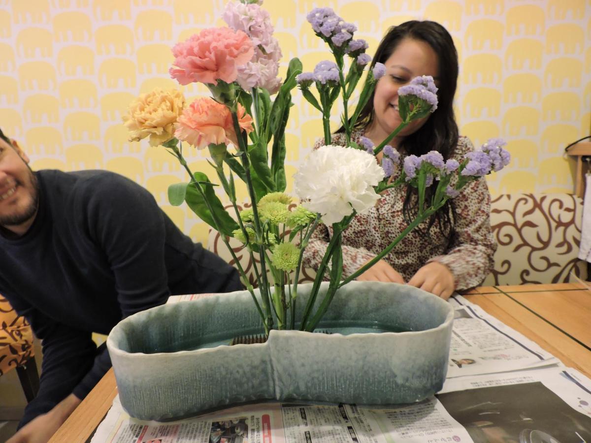 Yadocafe Chelsea'S Rainbow B&B Osaka Esterno foto